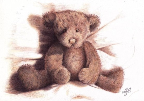 Un joli petit ours en peluche entièrement réalisé au stylo à bille, 11 étapes, durée estimée 4h